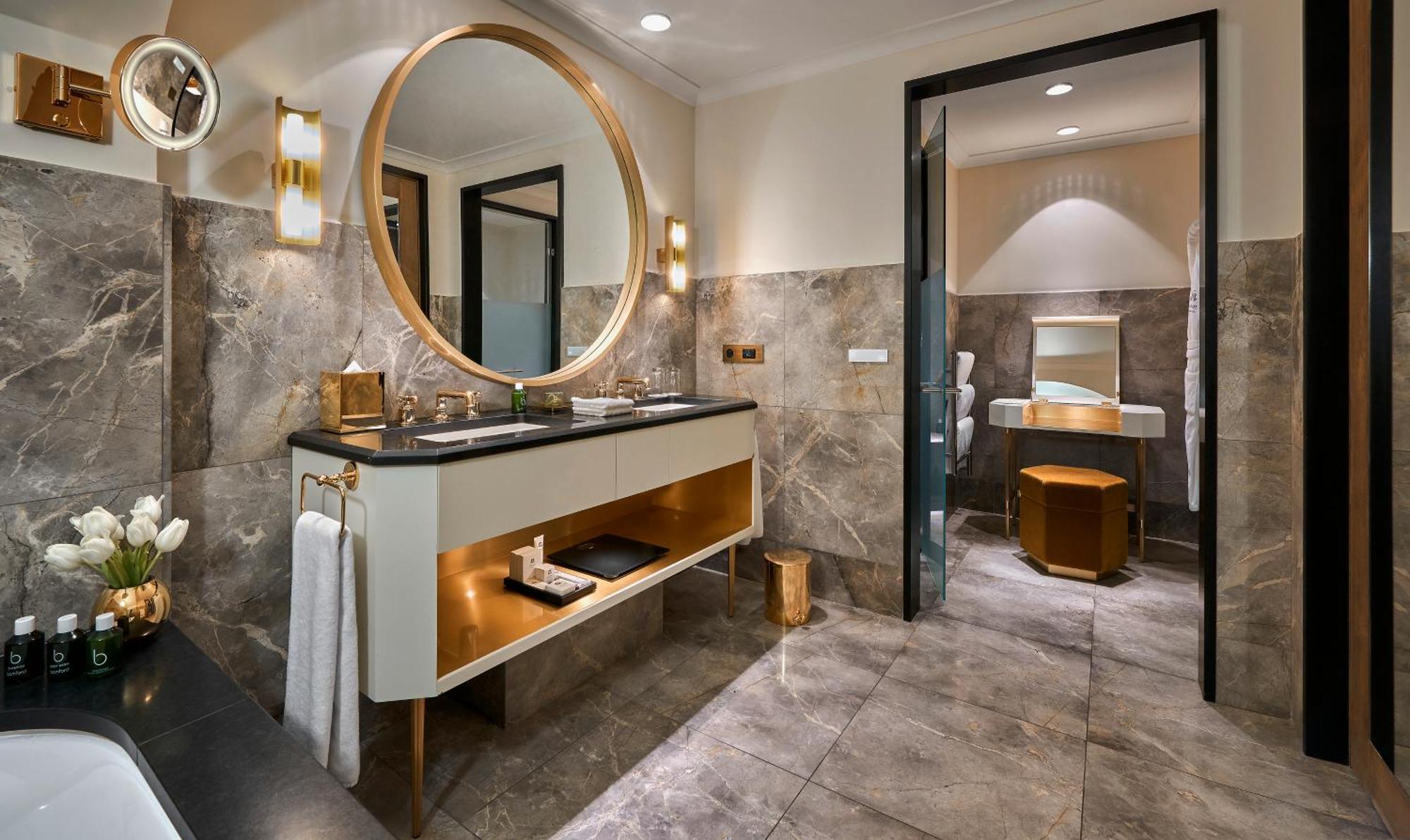 Deluxe Junior Suite